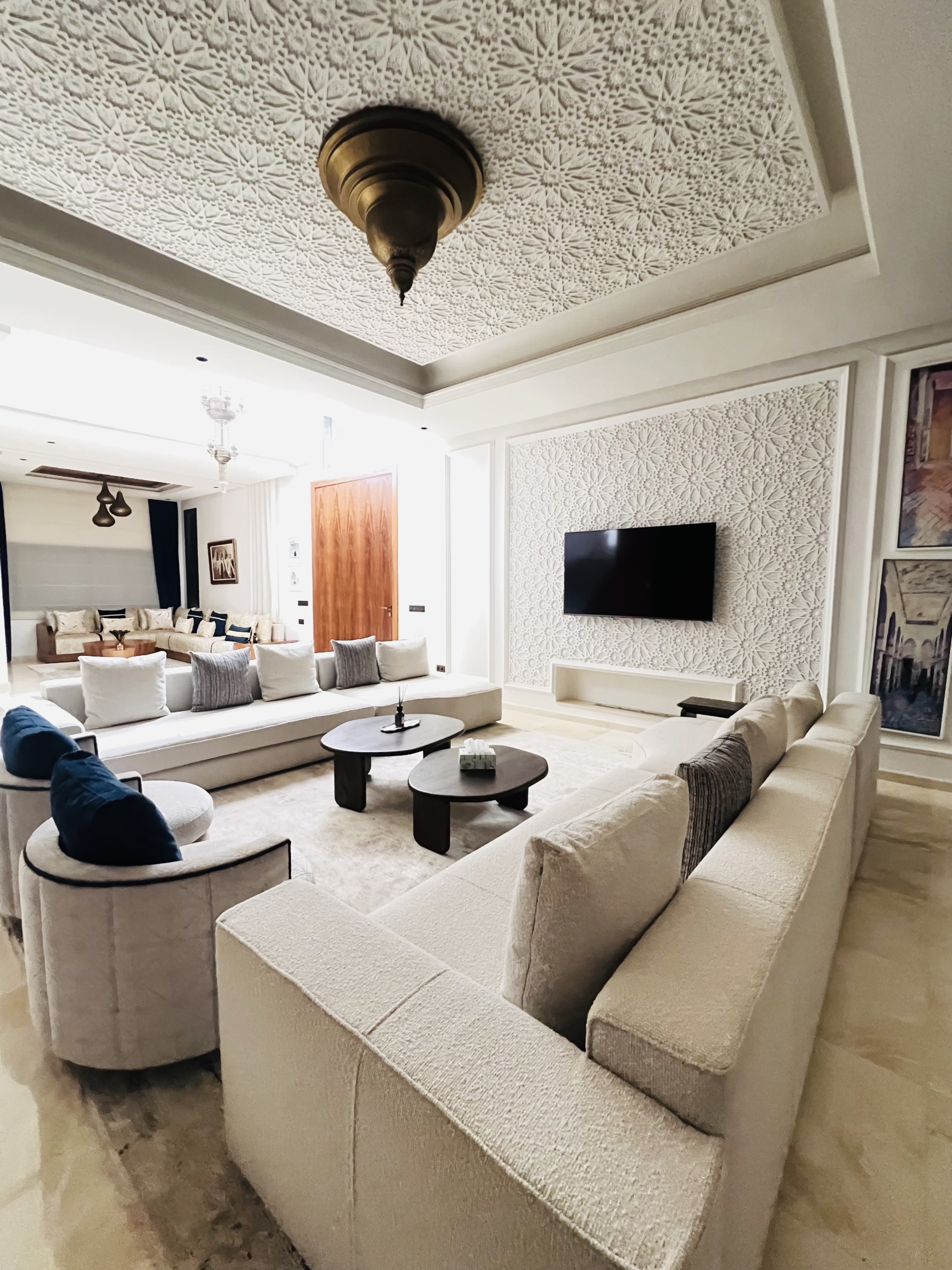 Villa 320m² 4 suites avec ascenseur Route d&rsquo;Amizmiz