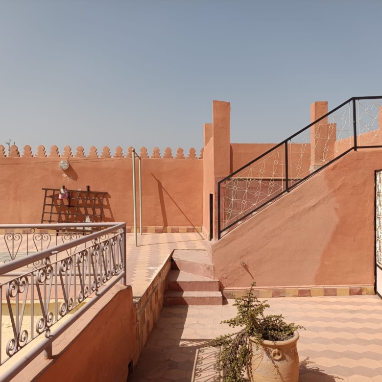 Riad 269m² Titré 13 suites – Quartier Kennaria