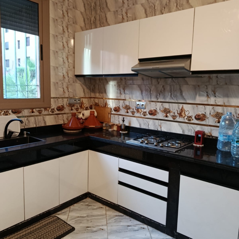 Appartement 72m2, 2 chambres, résidence sécurisé, Piscine, Route de Fez