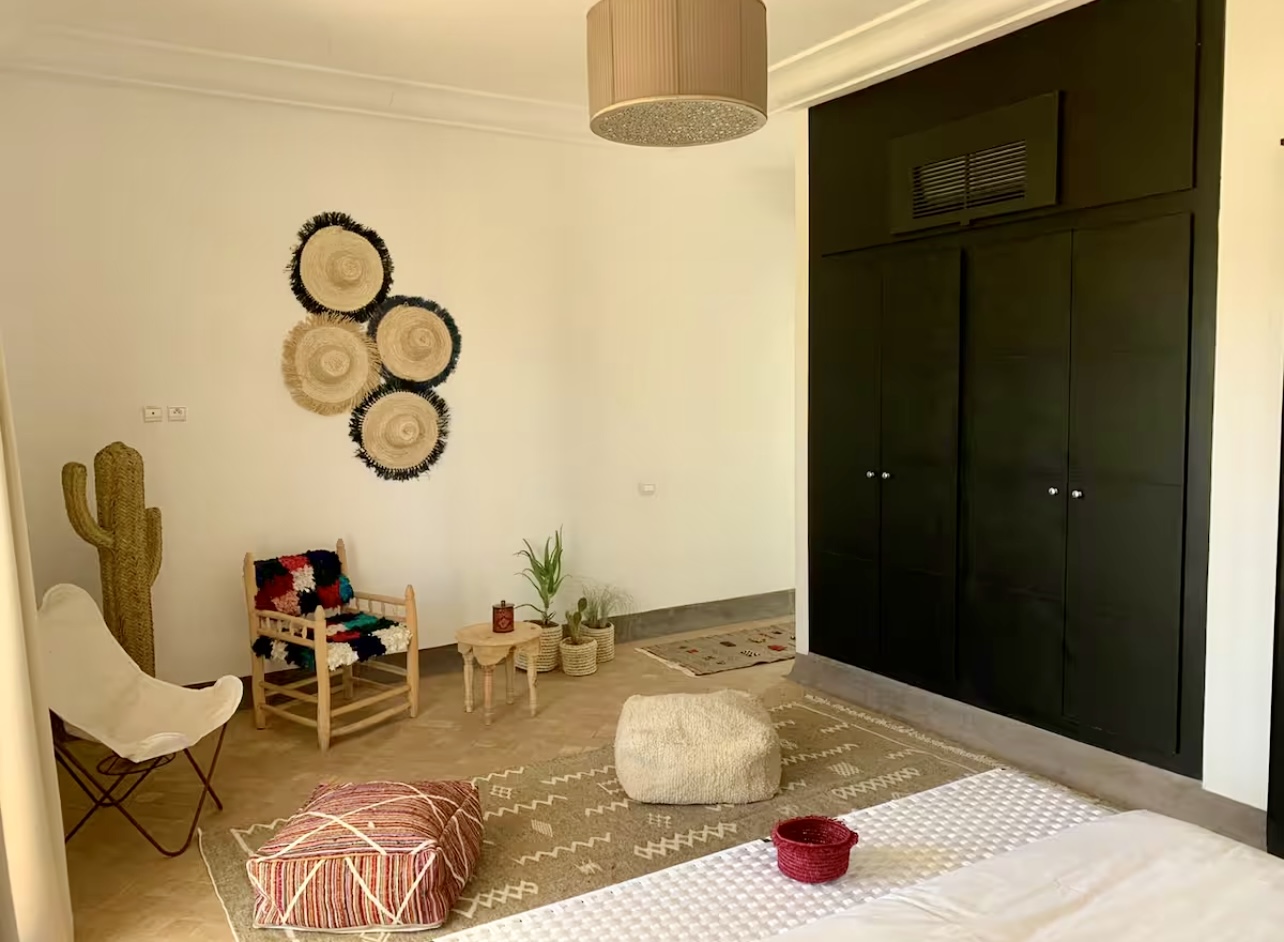 Très beau domaine de 12000 m2, villa 4 suites