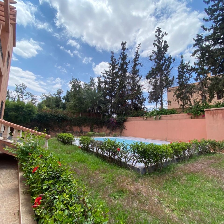 Villa Titré 550m2 à Targa