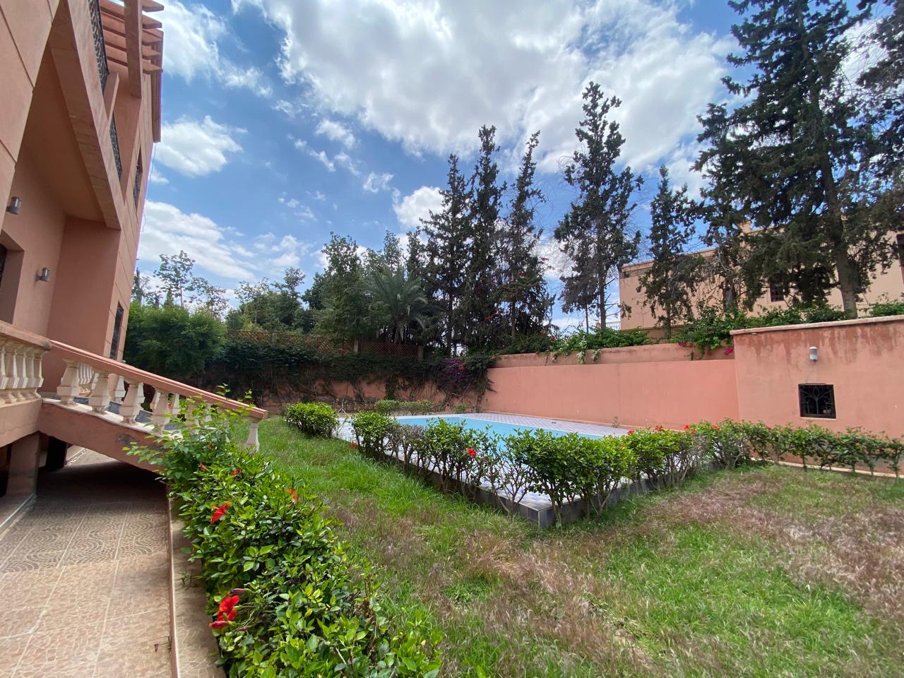 Villa Titré 550m2 à Targa