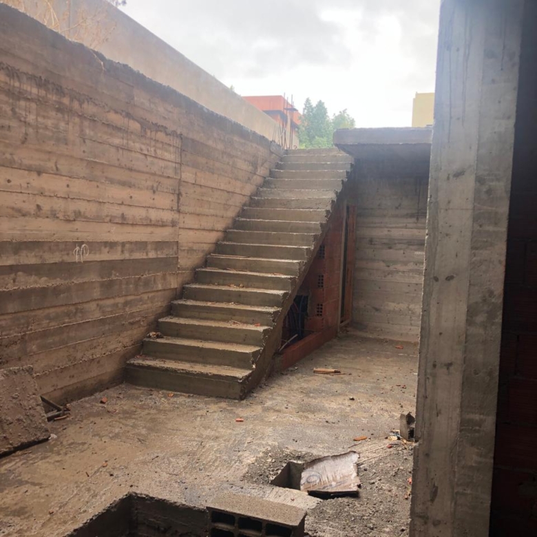 Superbe villa semi-finie contemporaine à Amelkis – Marrakech