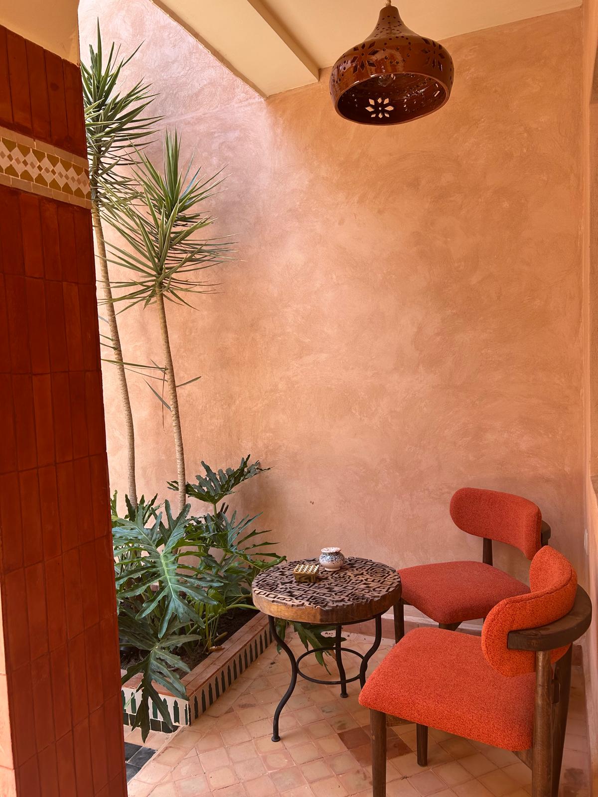 Riad titré de 160 m² au sol – Piscine chauffée – Quartier Laâgza, proche Riad Laarouss