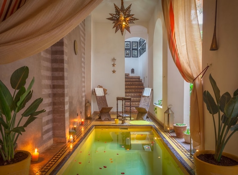 Riad Maison d’Hôtes à vendre – 6 Suites  Bab Doukkala