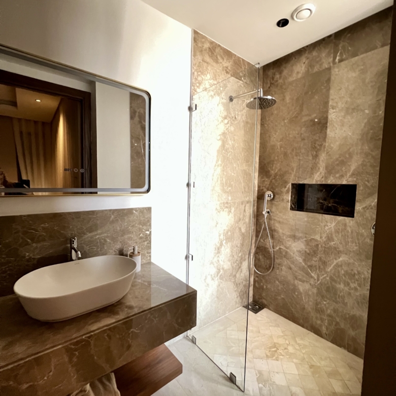 Villa 320m² 4 suites avec ascenseur Route d&rsquo;Amizmiz