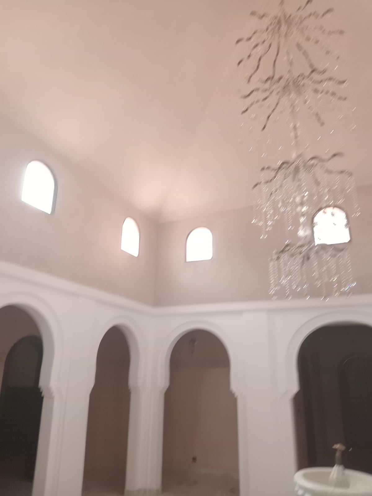 Villa route fez 550m2 Urgent