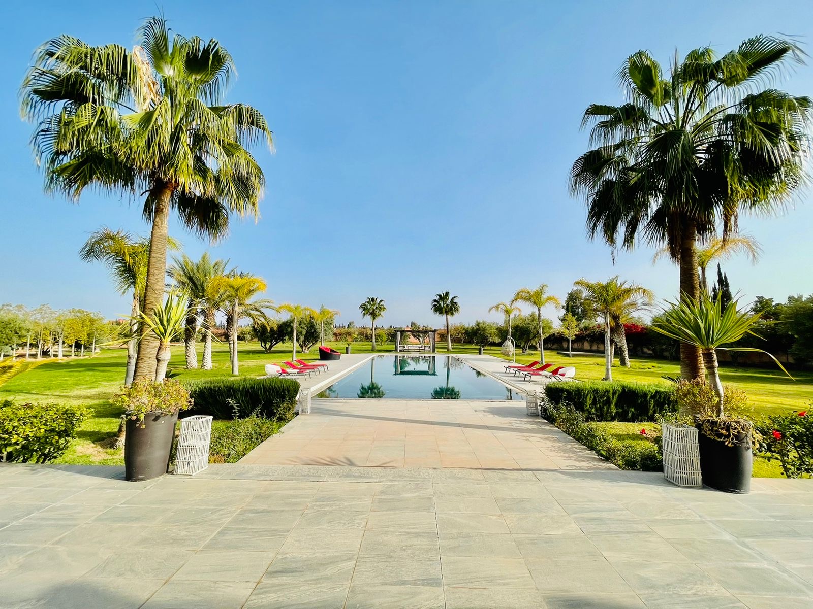 Villa contemporaine 1 Hectare Route du Barrage – 5 Suites