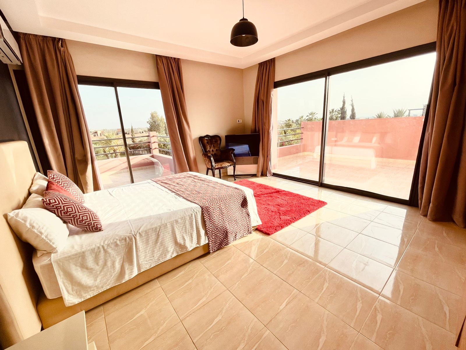 Villa contemporaine 1 Hectare Route du Barrage – 5 Suites