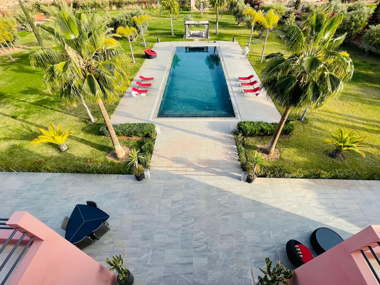 Villa contemporaine 1 Hectare Route du Barrage – 5 Suites