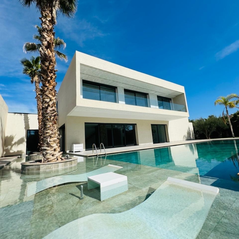 Villa de Prestige meublé Route D’ourika – 4 Suites