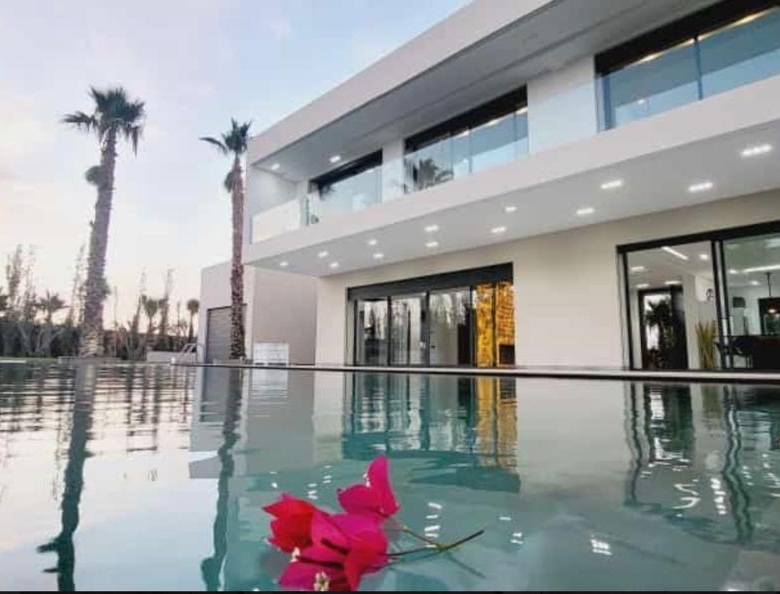 Villa de Prestige meublé Route D’ourika – 4 Suites