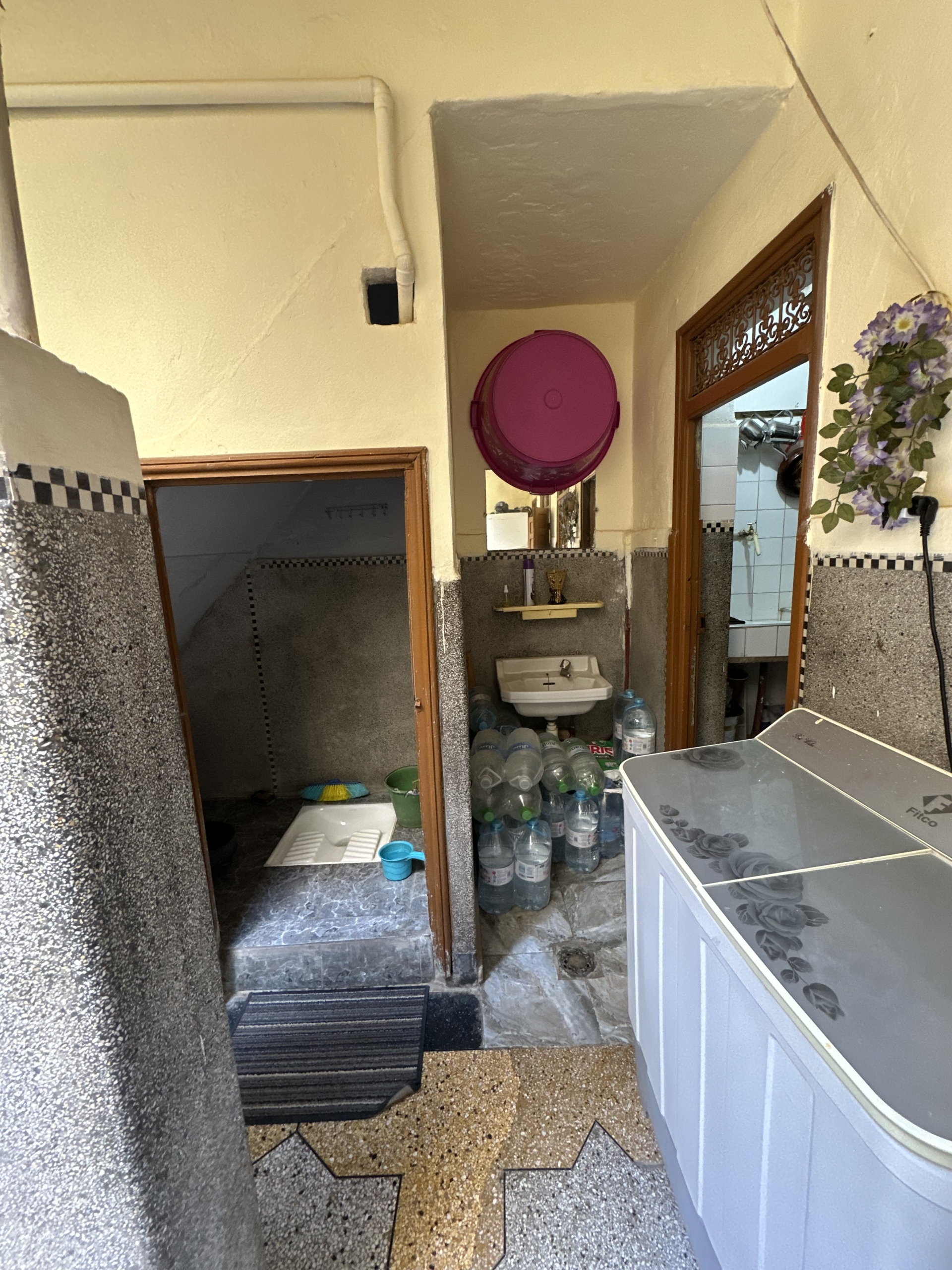 Riad Melkia 94m2 à rénover – à côté du parking Riad Laarouss