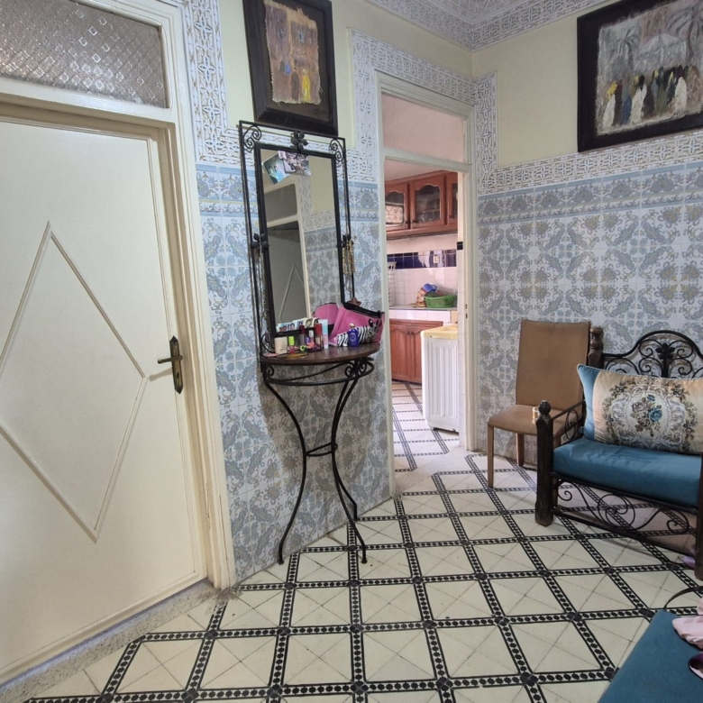 Villa beldi mitoyenne titrée, à rénover, idéal investisseur/ 300m2
