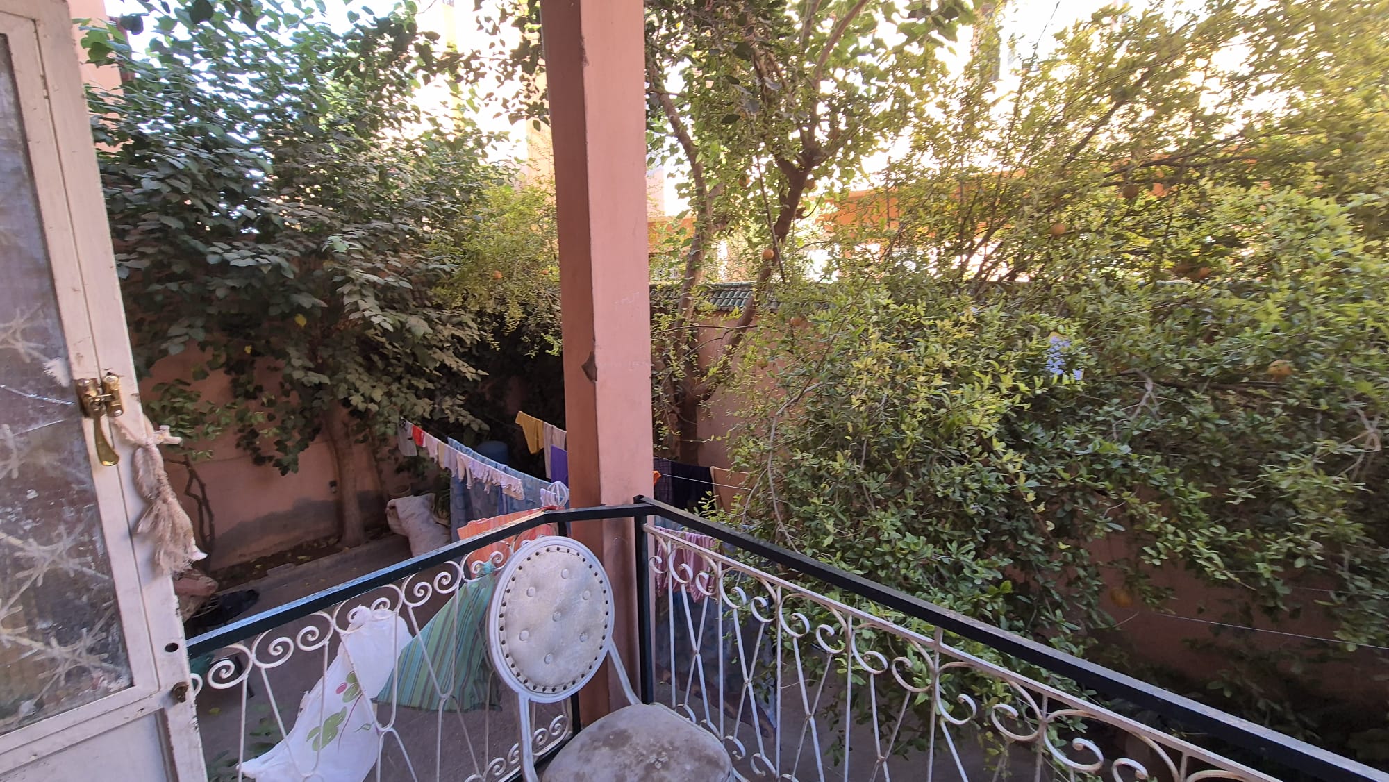 Villa beldi mitoyenne titrée, à rénover, idéal investisseur/ 300m2