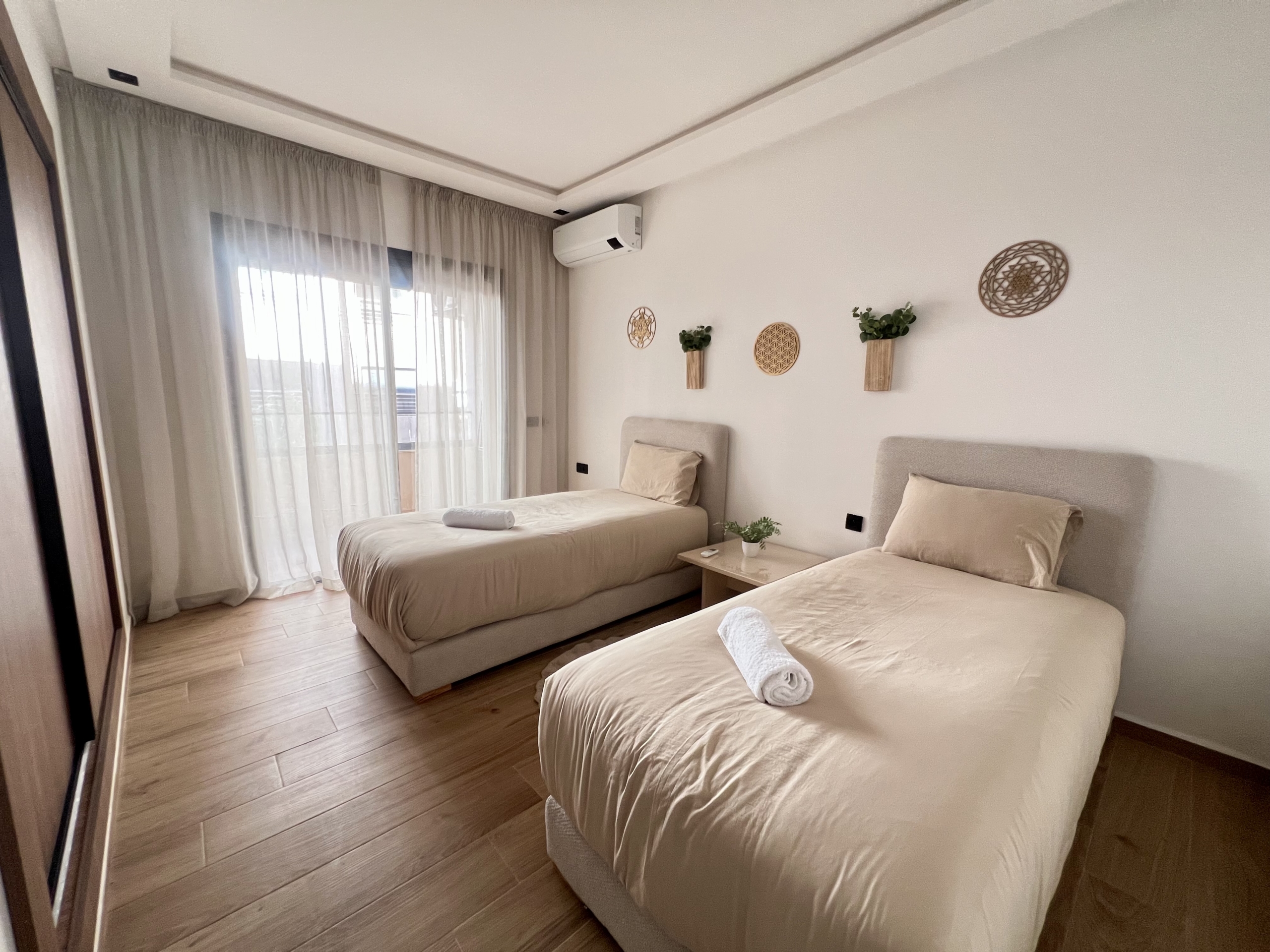 Très bel appartement, trois chambres neuf