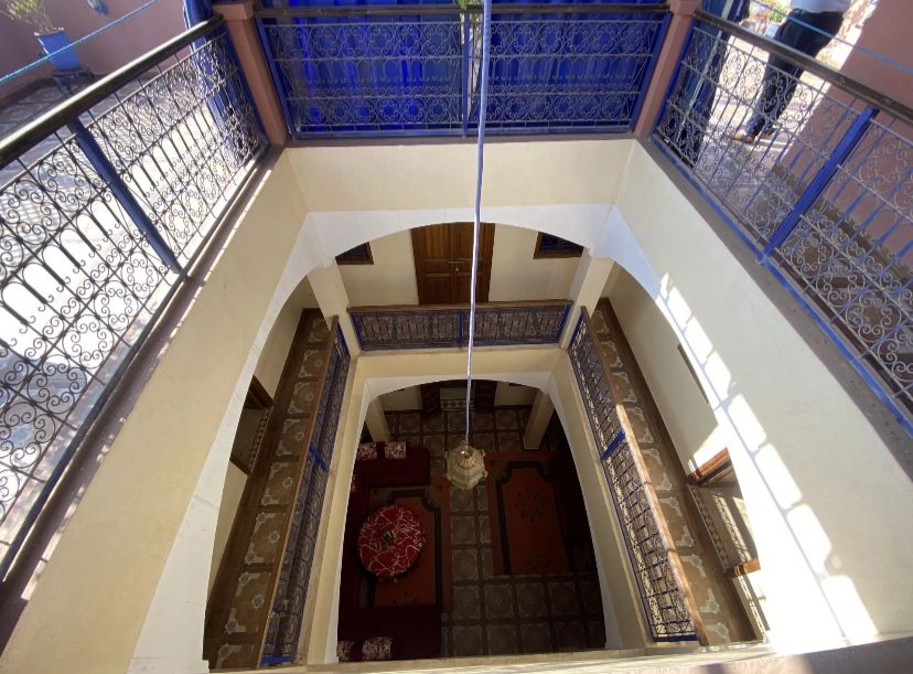 Riad 123m² Titré 5ch à rénover – Quartier Sidi Mimoun