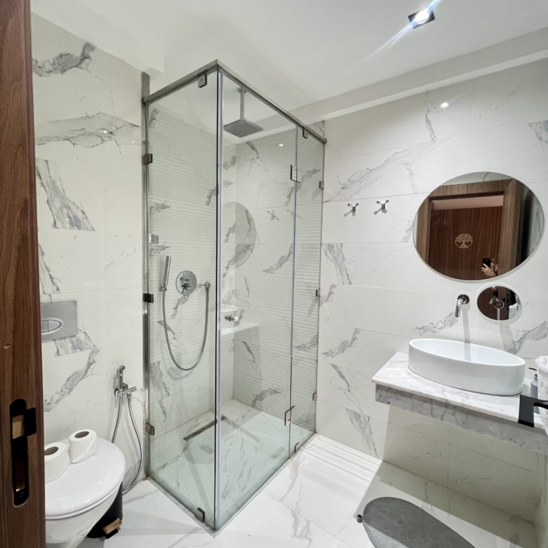 Très bel appartement, trois chambres neuf