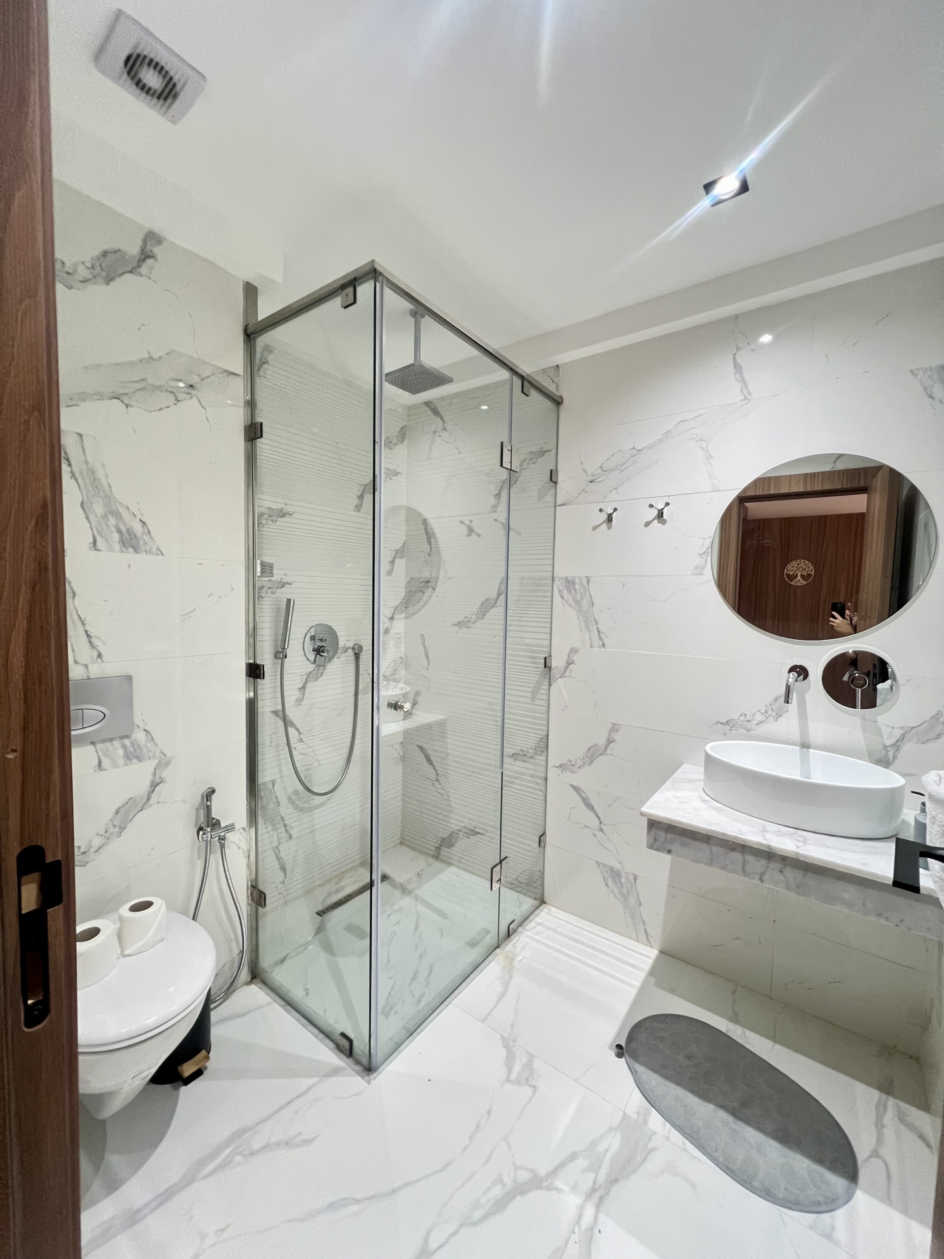 Très bel appartement, trois chambres neuf