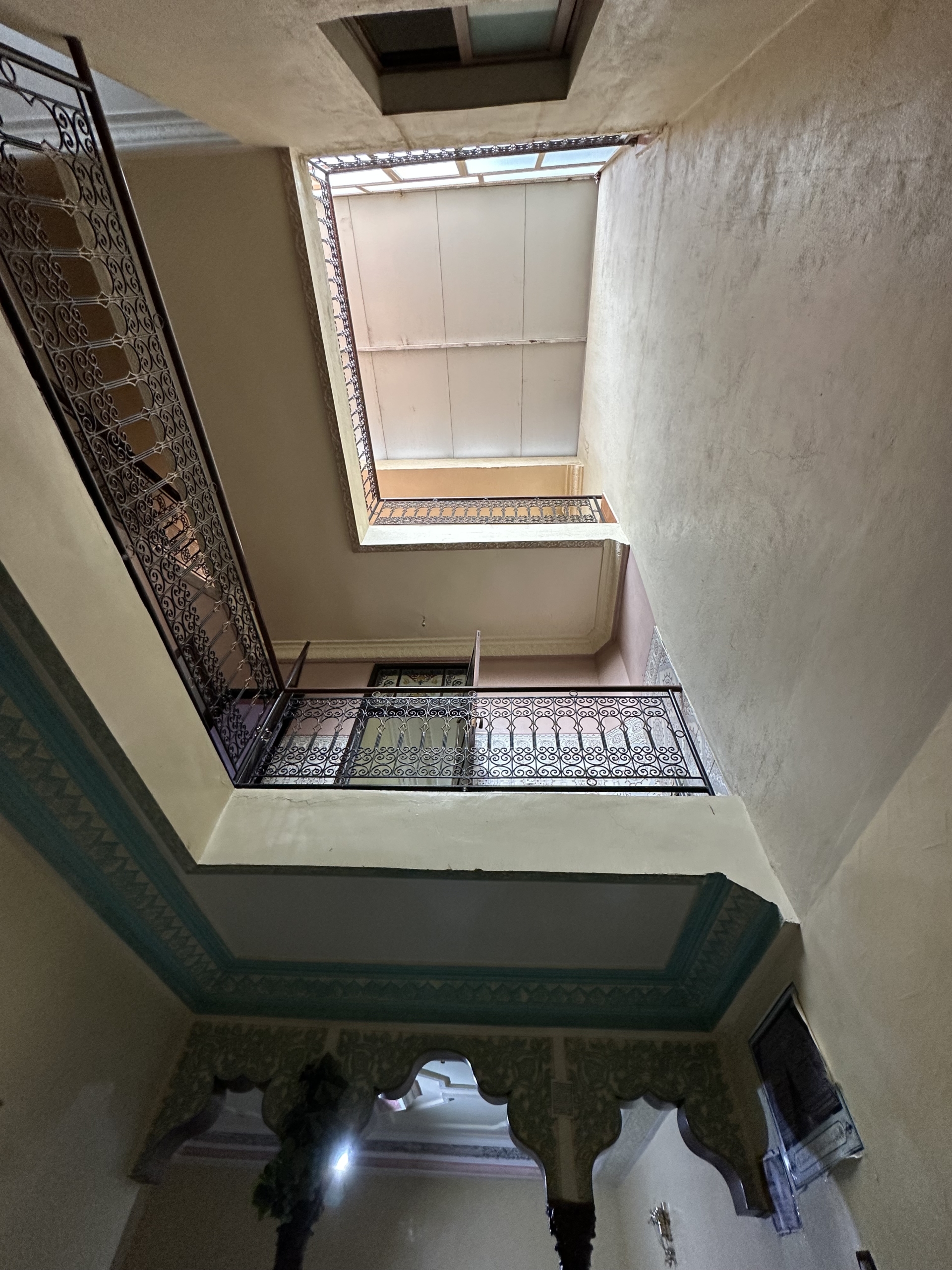 209e8364-a1a3-4dd3-a474-01f17d172249 Riad Melkia 70 M2 bon état Bab Doukala