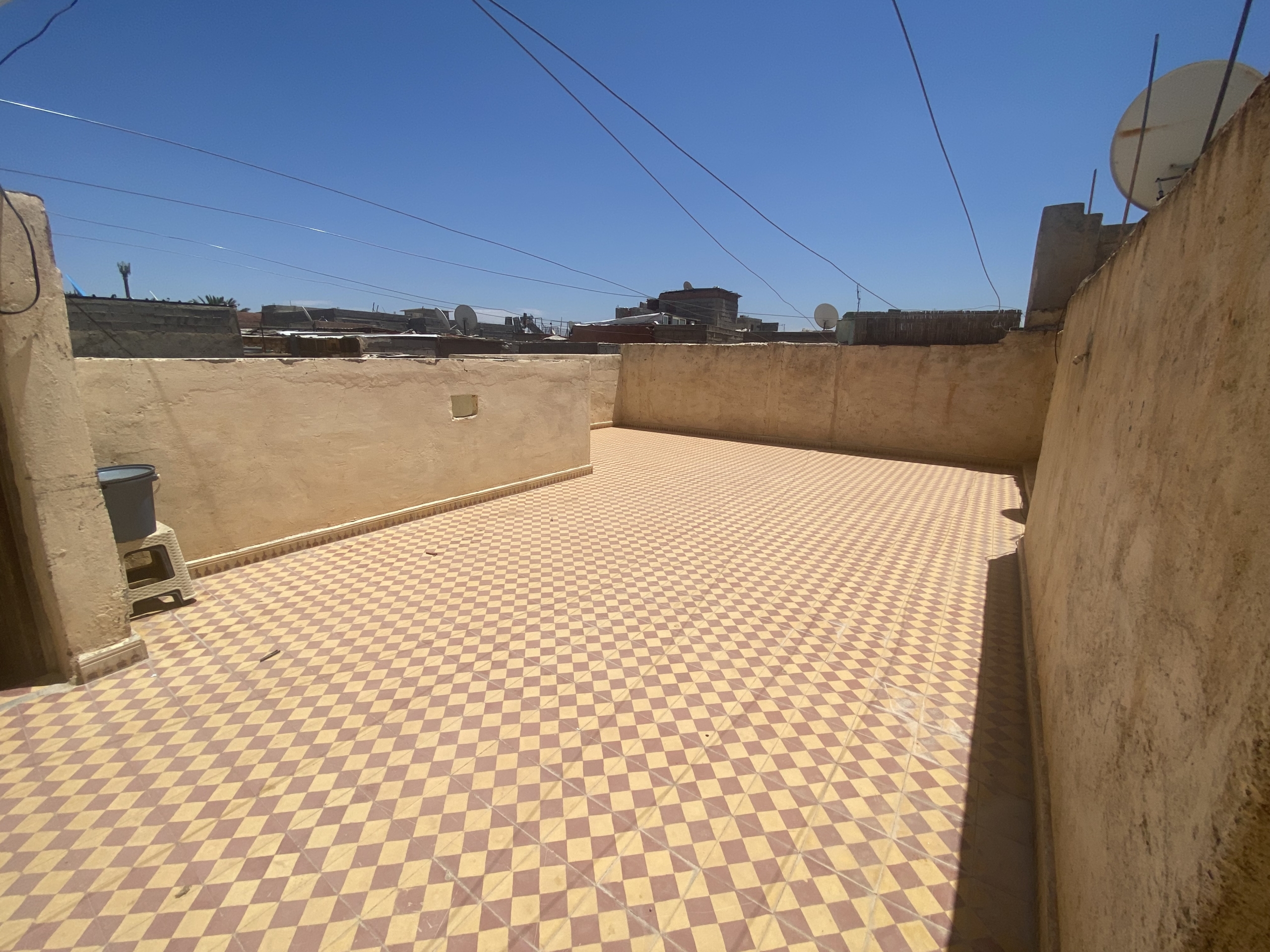 Riad 211m2 a rénové à rénover à Bab Hmar