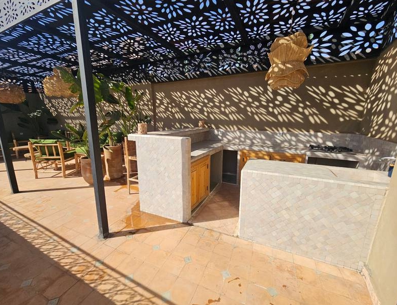 Riad rénové – 161 m² au sol – 5 chambres – Kasbah