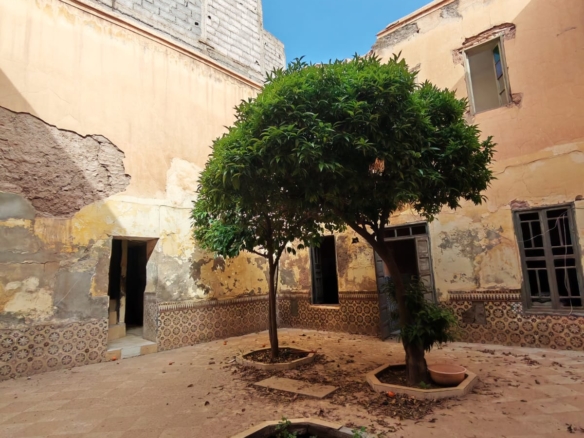 Riad 162m² Titré à démolir – Quartier Zaouia
