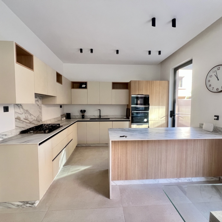 Villa moderne 236m² 5 suites – Route de Tahnaout