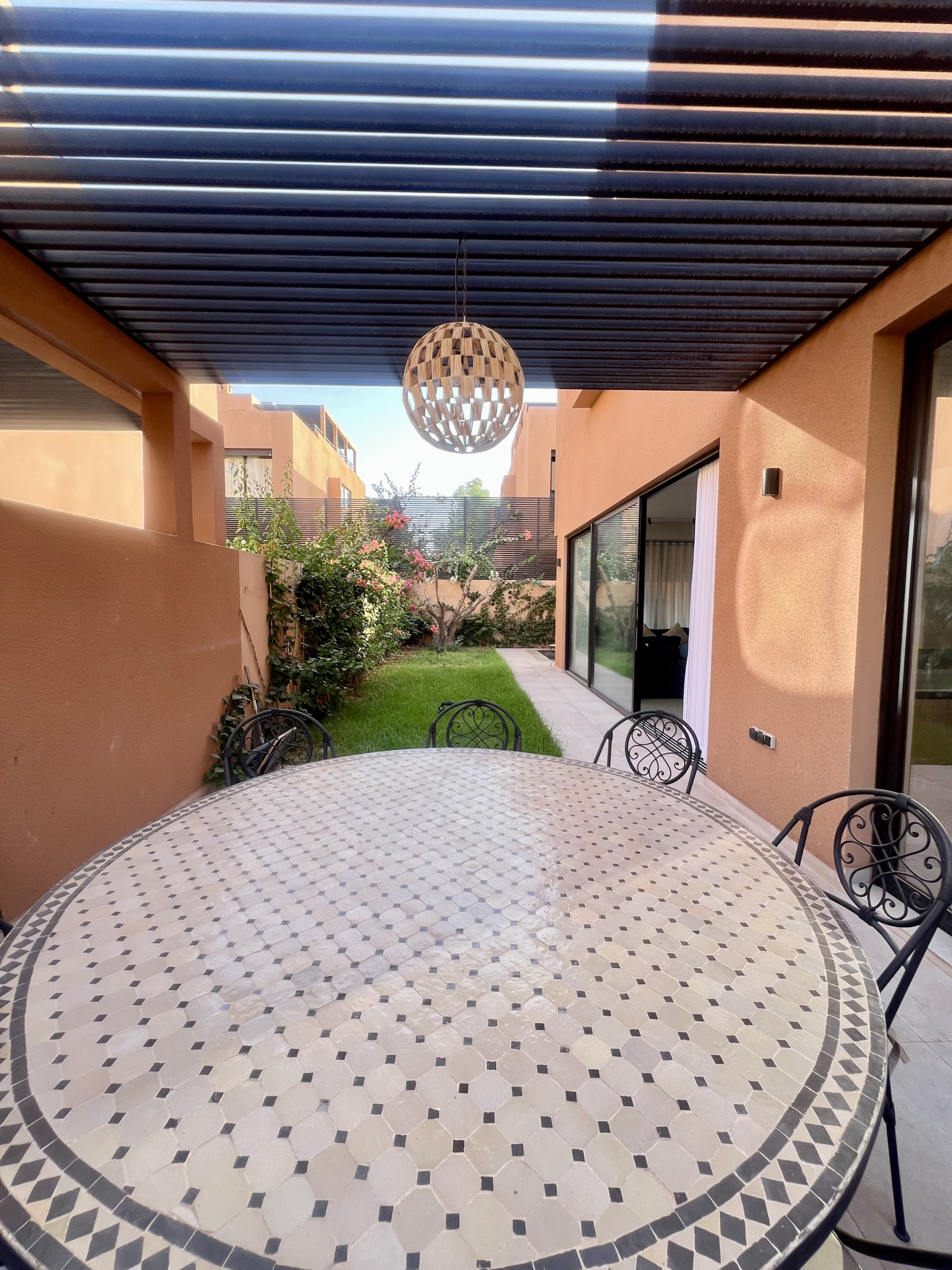 Villa moderne 236m² 5 suites – Route de Tahnaout