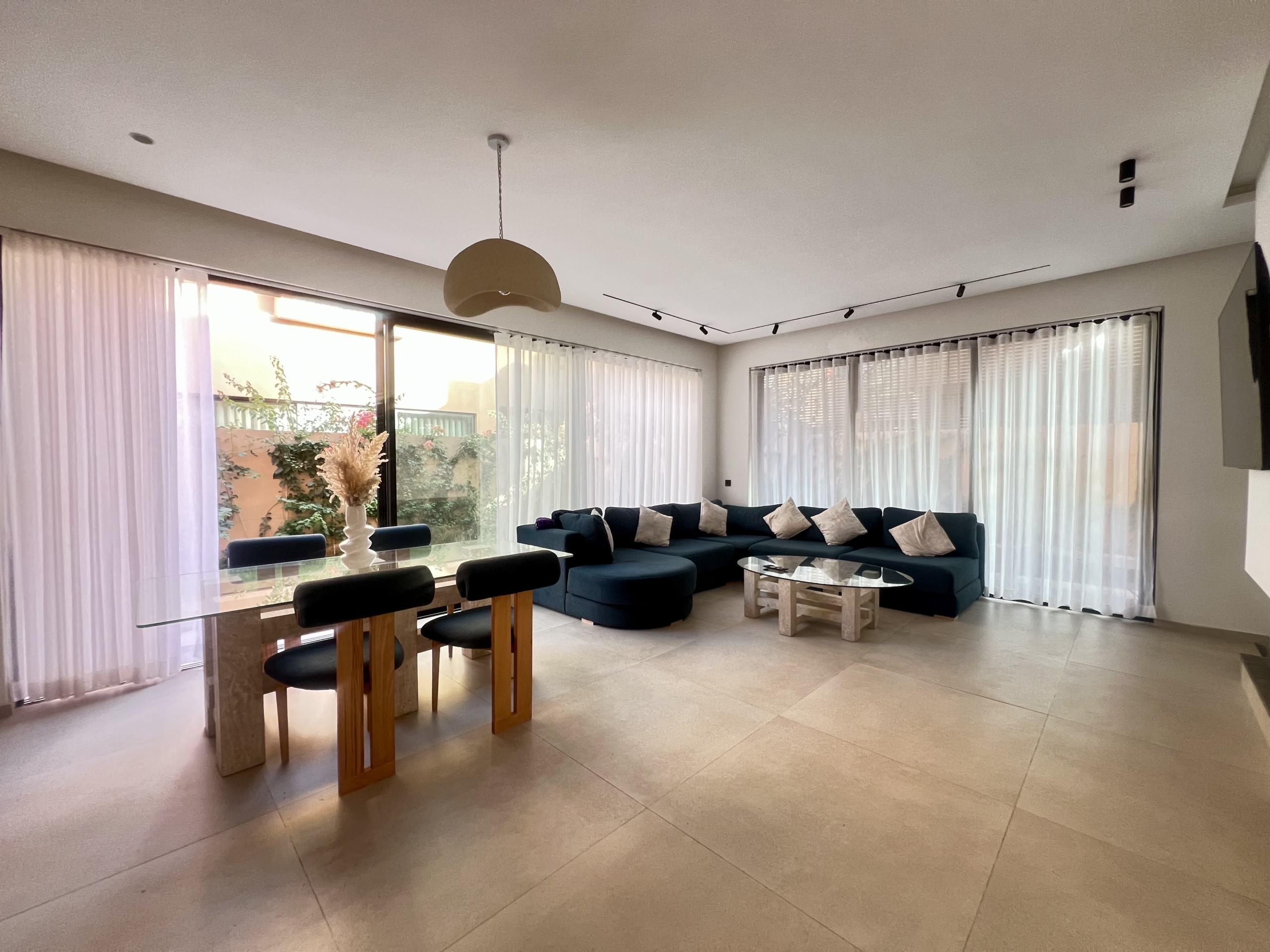 Villa moderne 236m² 5 suites – Route de Tahnaout