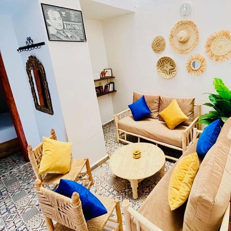 Riad 269m² Titré 13 suites – Quartier Kennaria