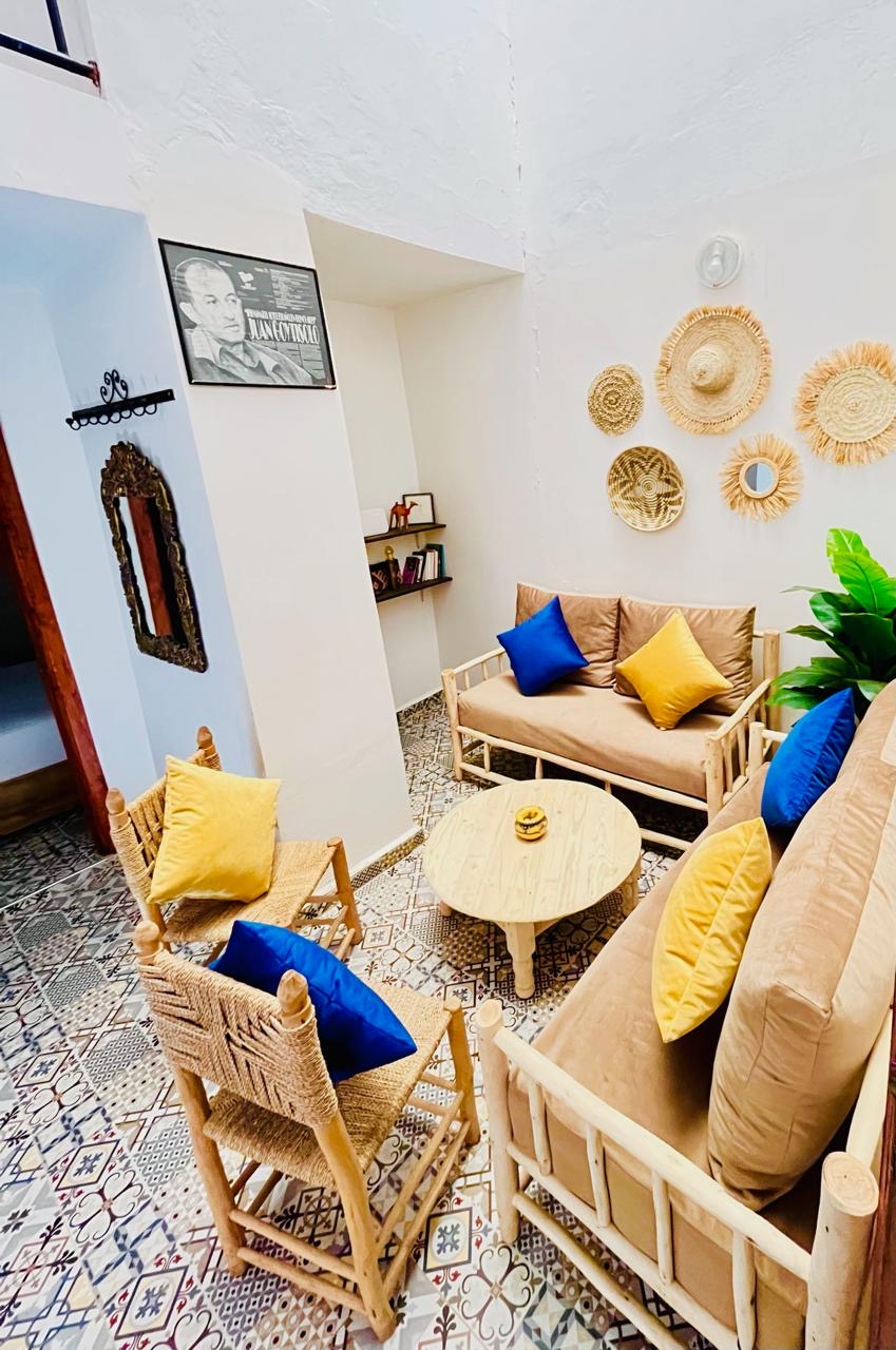 Riad 269m² Titré 13 suites – Quartier Kennaria