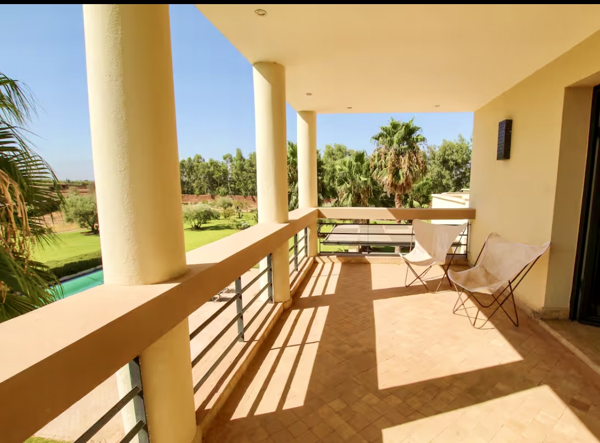 Très beau domaine de 12000 m2, villa 4 suites