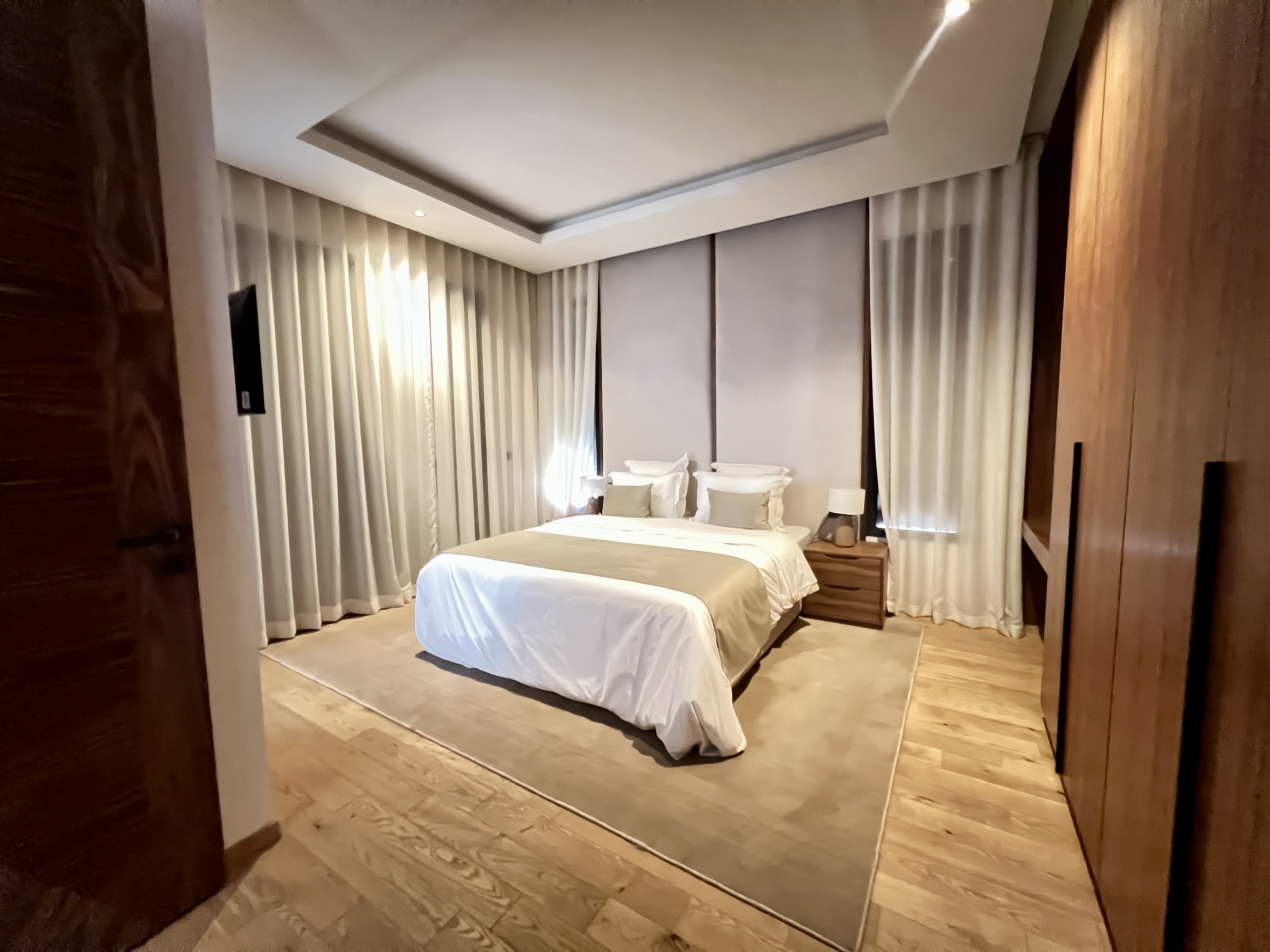 Villa 320m² 4 suites avec ascenseur Route d&rsquo;Amizmiz