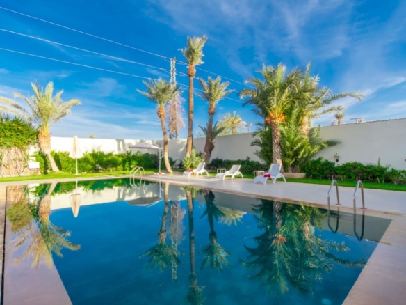 Magnifique Villa Contemporaine à vendre à la Palmeraie (Bab Atlas)– Marrakech Villa