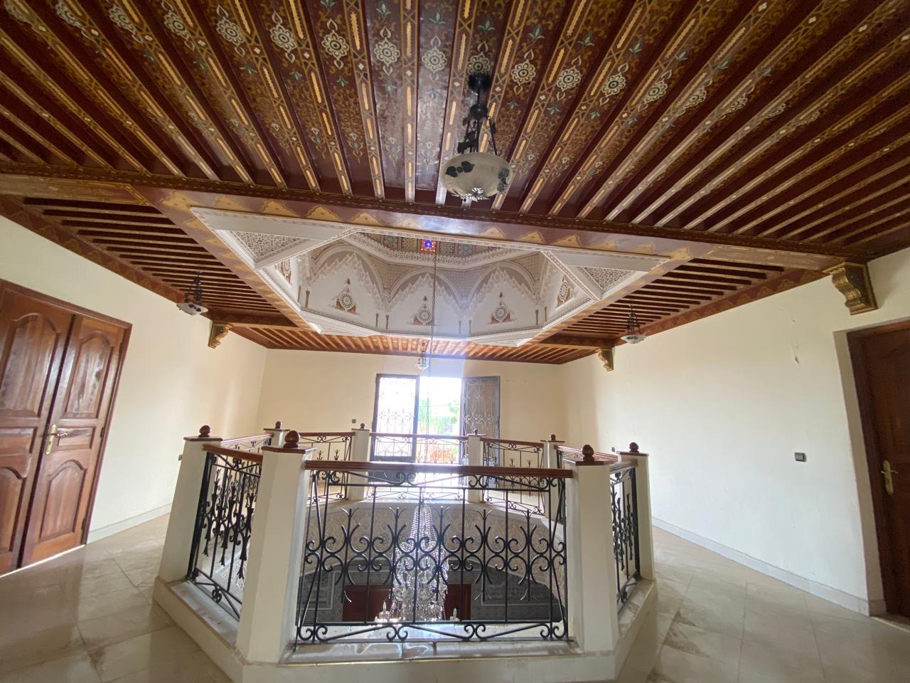 Villa Titré 550m2 à Targa