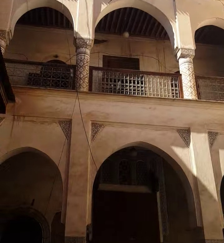 Riad 556m2 à rénover dans le quartier de Hart Essoura