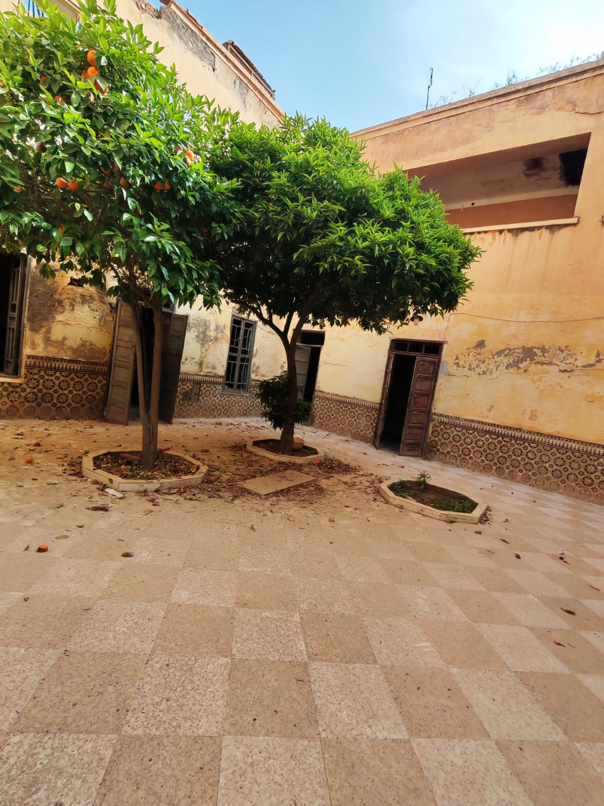 Riad 162m² Titré à démolir – Quartier Zaouia