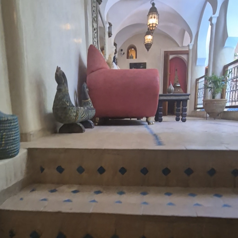 Très beau Riad avec autorisation – Riad Laarouss
