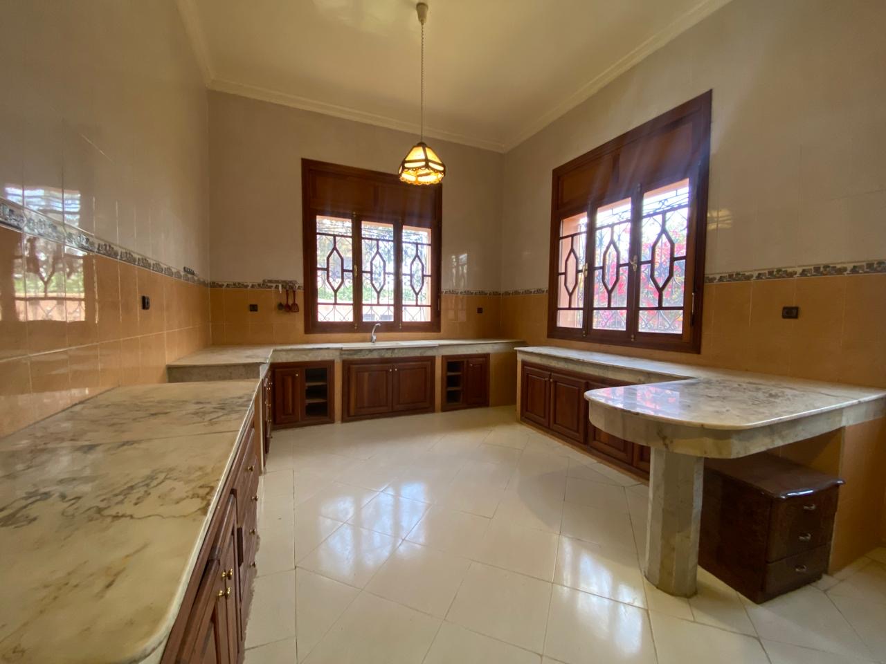 Villa Titré 550m2 à Targa