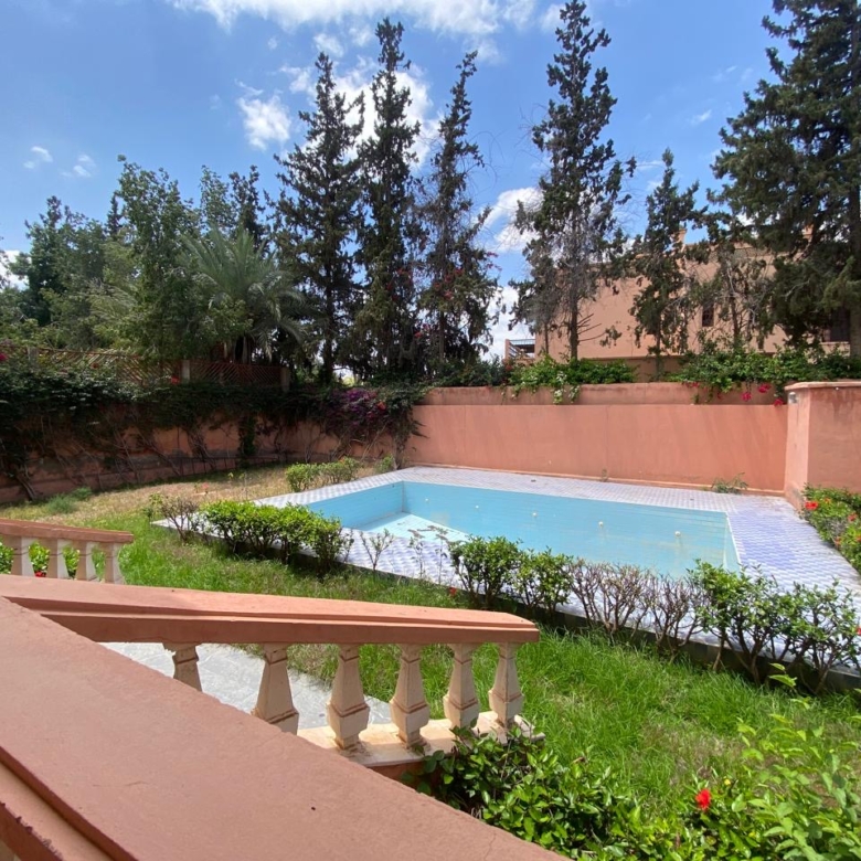Villa Titré 550m2 à Targa