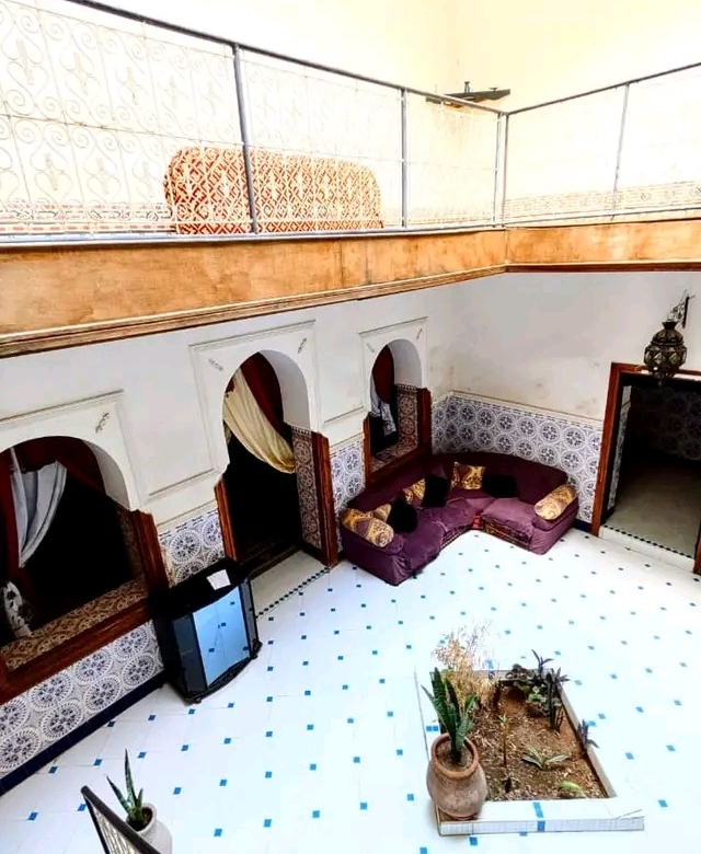 Riad 120m2 à rénover à Laksour