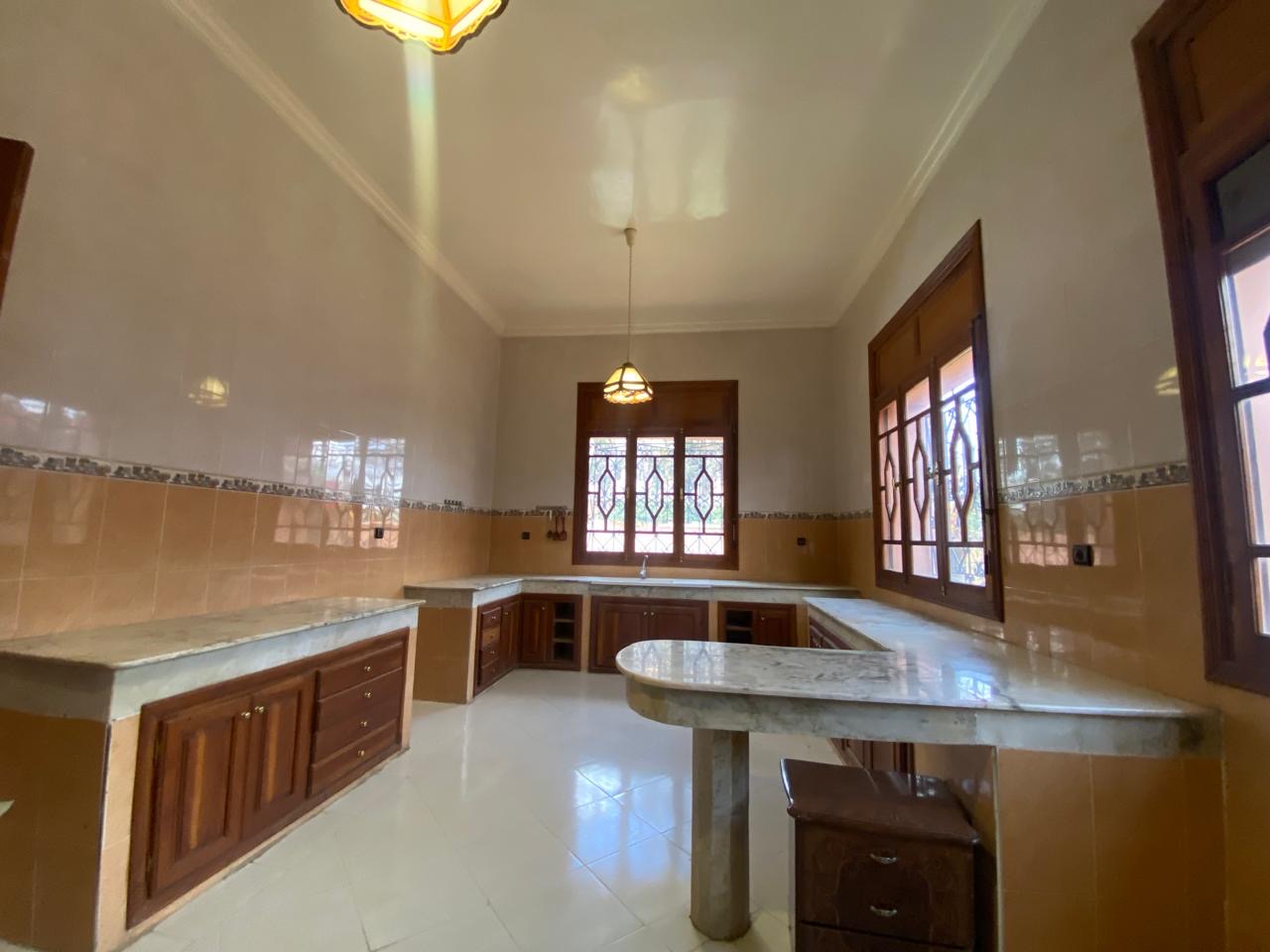 Villa Titré 550m2 à Targa