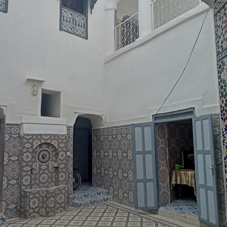 Riad Melkia 123m2 à Rénover légèrement – Hart Assoura