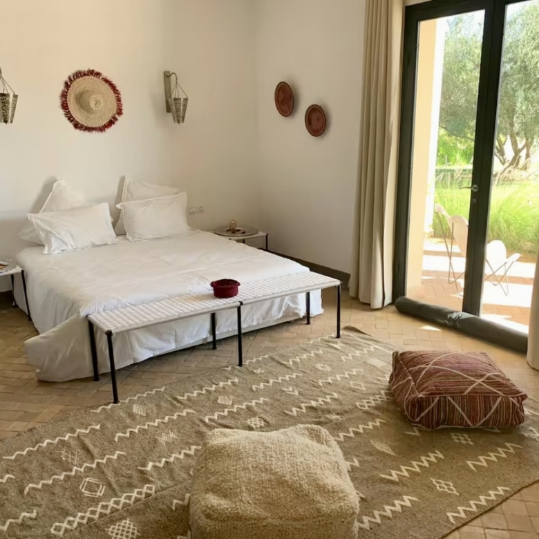 Très beau domaine de 12000 m2, villa 4 suites
