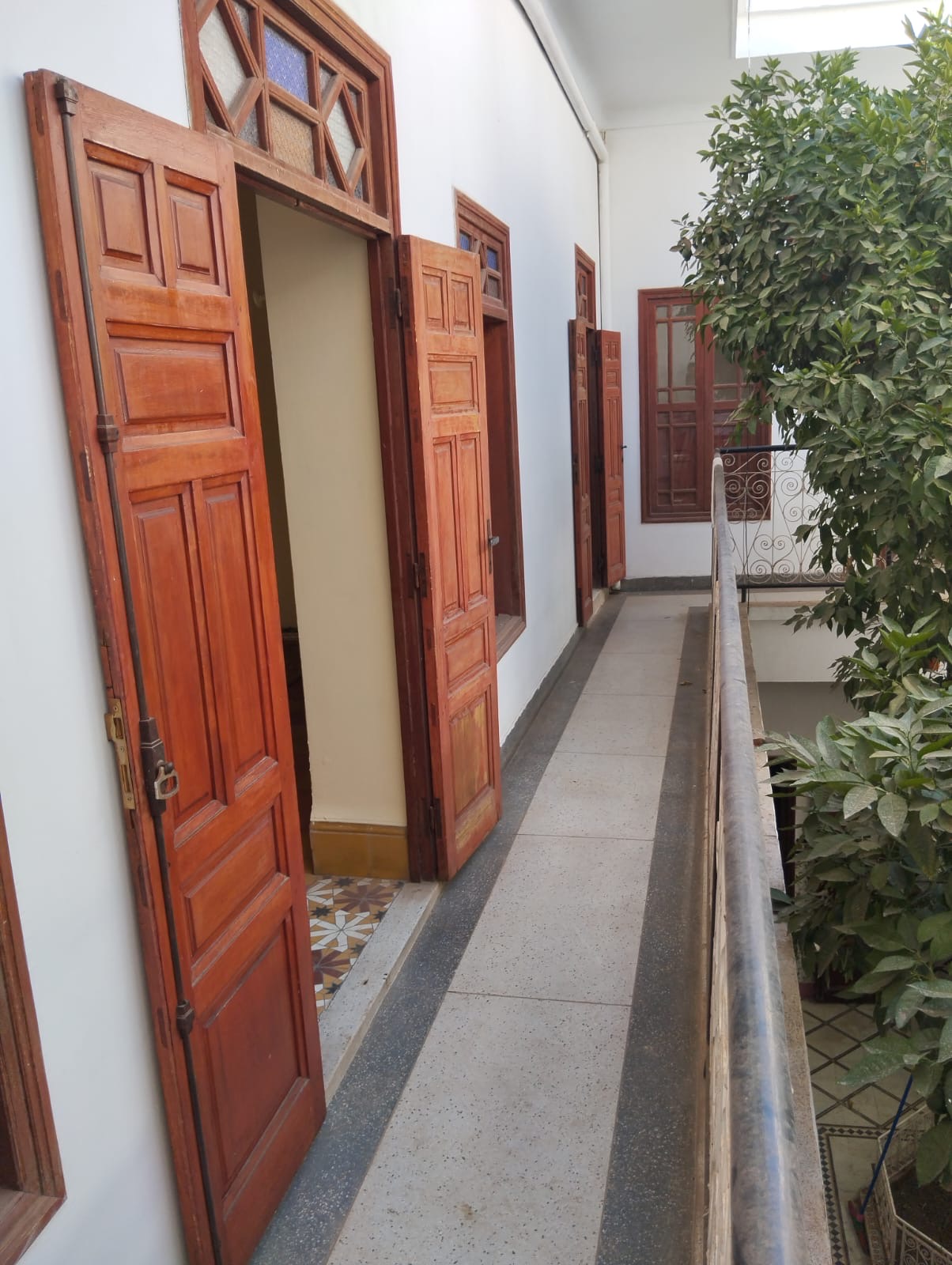 Riad 194m² Titré Clef en main  – Quartier Laksour