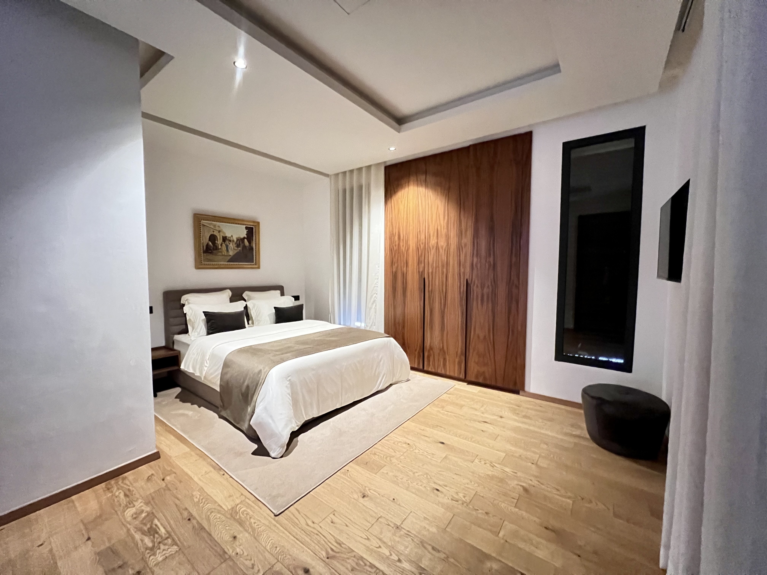 Villa 320m² 4 suites avec ascenseur Route d&rsquo;Amizmiz
