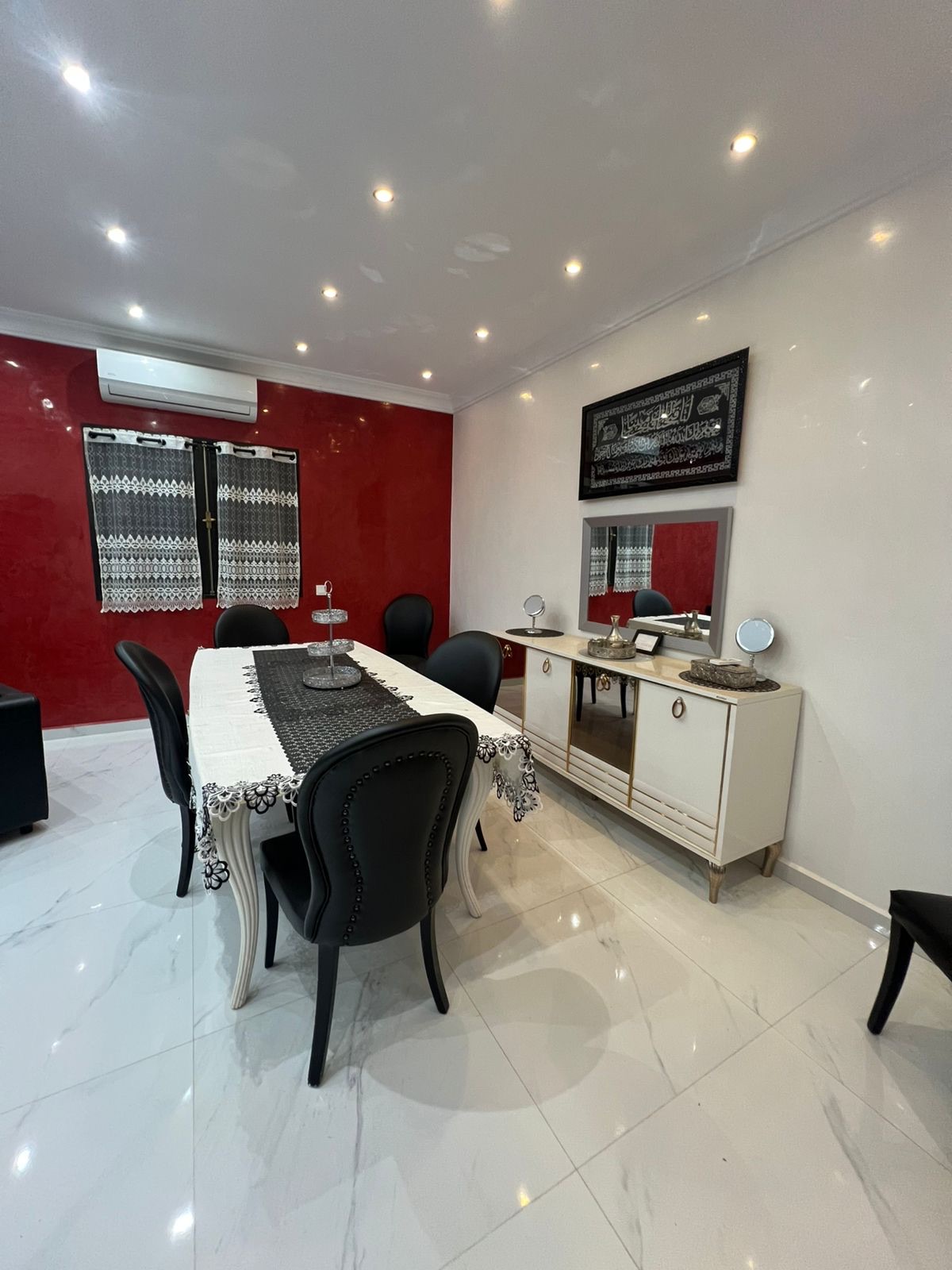 Villa à Vendre Km 18 Route d’ourika – 5 Suites