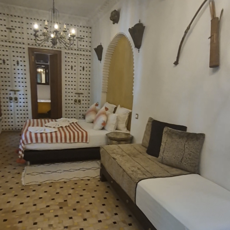 Très beau Riad avec autorisation – Riad Laarouss