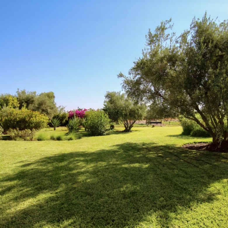 Très beau domaine de 12000 m2, villa 4 suites
